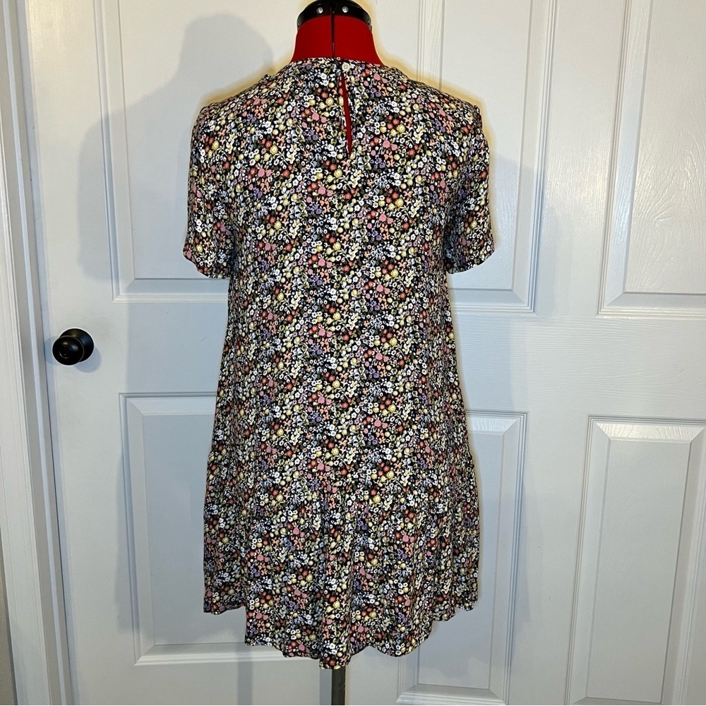 LOFT Short Sleeve Baby Doll Black & Floral Mini Short One Tier Dress Womens XS - Picture 2 of 7